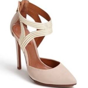 EXCELLENT CONDITION Schultz Nobuck Oyster Heels